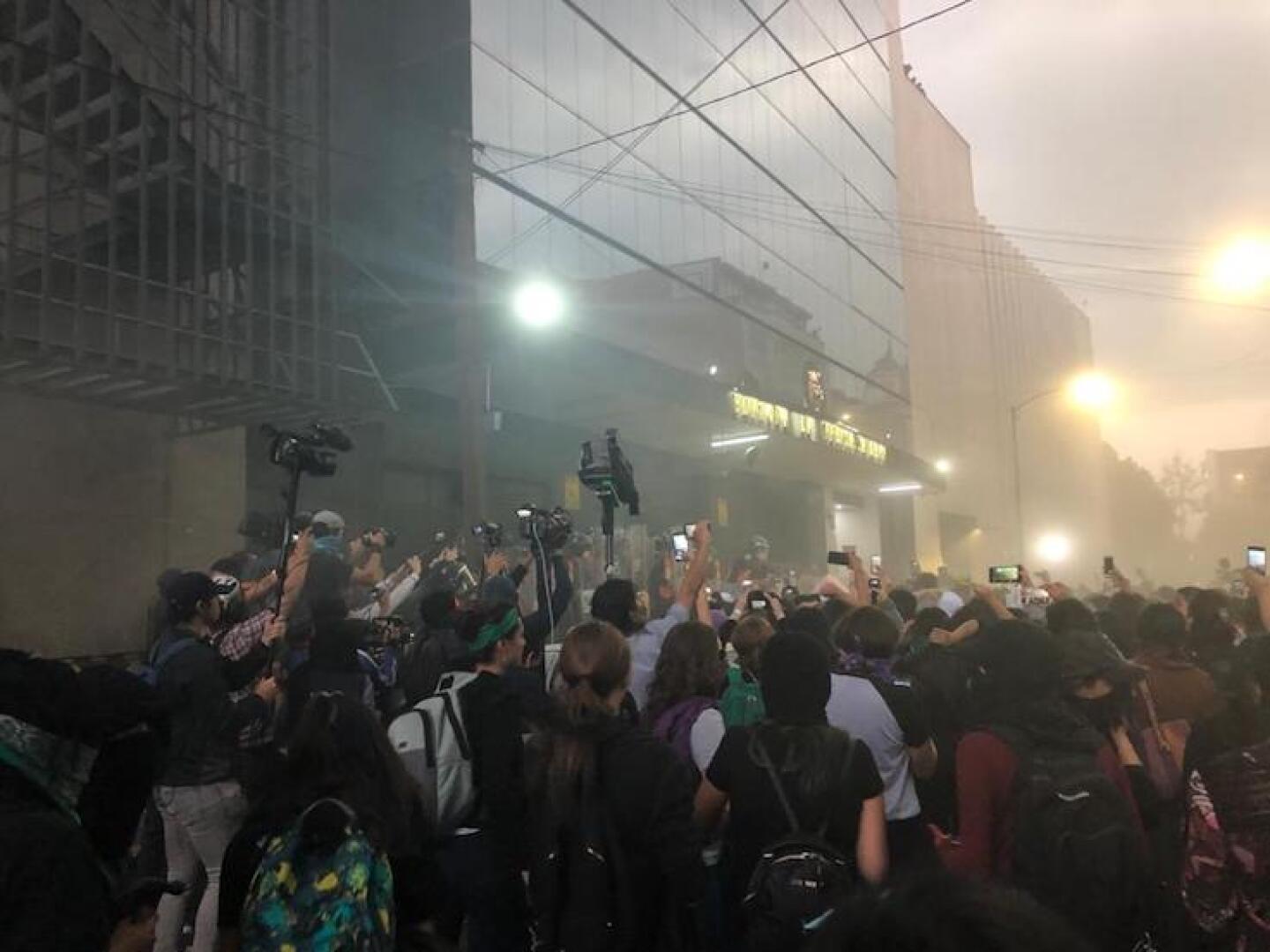 policias_mujeres_marcha_