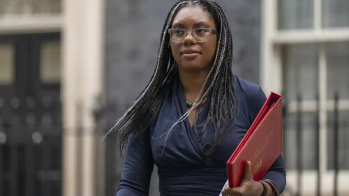 ministra de igualdad kemi badenoch inglaterra