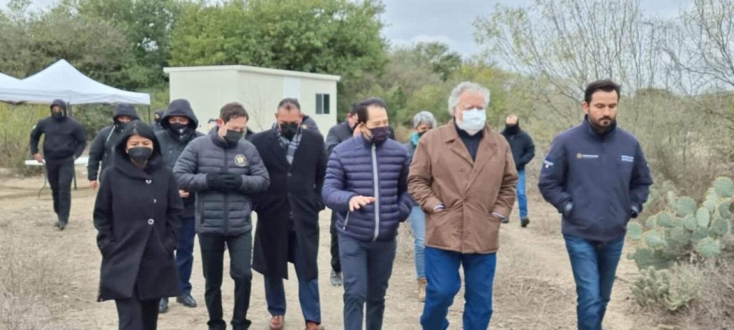 Alejandro Encinas fosas clandestinas