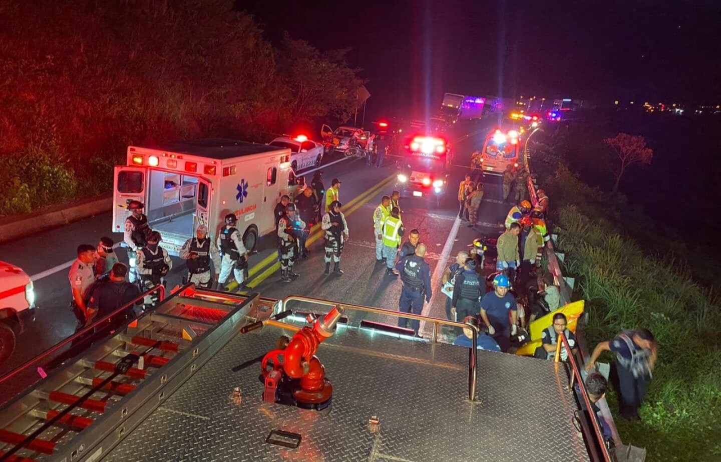 accidente-en-nayarit-15-muertos-en-el-libramiento-norte-de-tepic