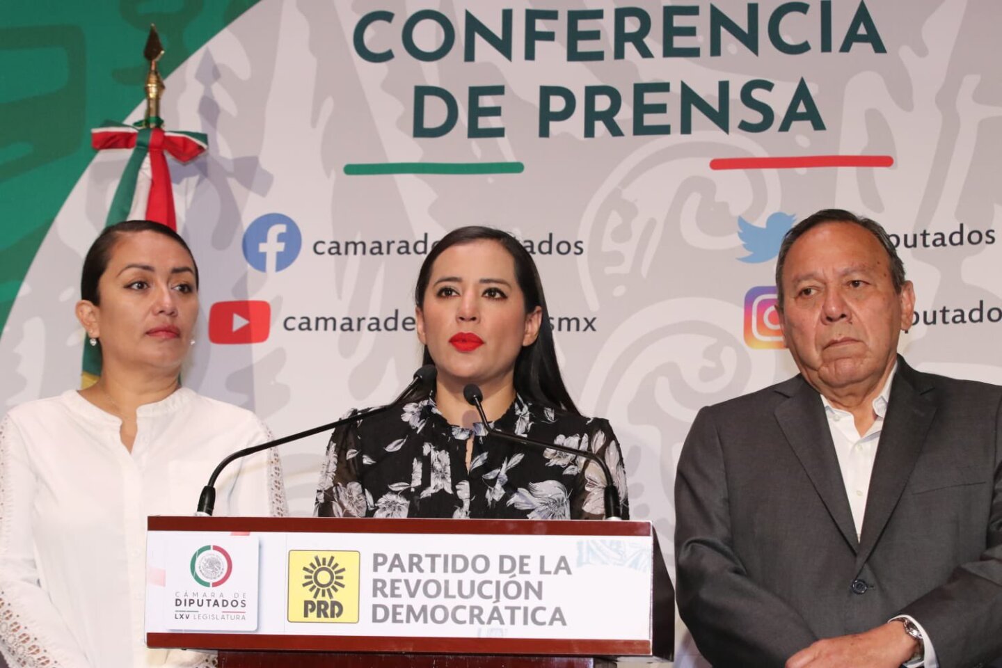 sandra cuevas explota