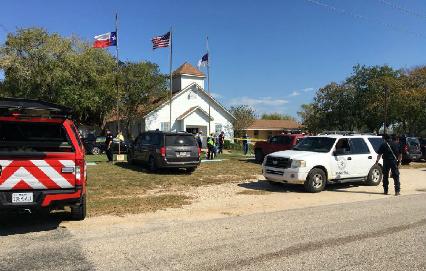 Tiroteo en iglesia de Texas deja múltiples muertos y heridos