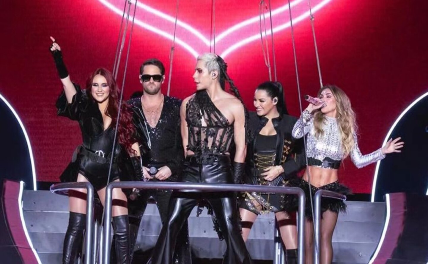rbd_pleito_exmanager_anahi_guillermo_rosas_