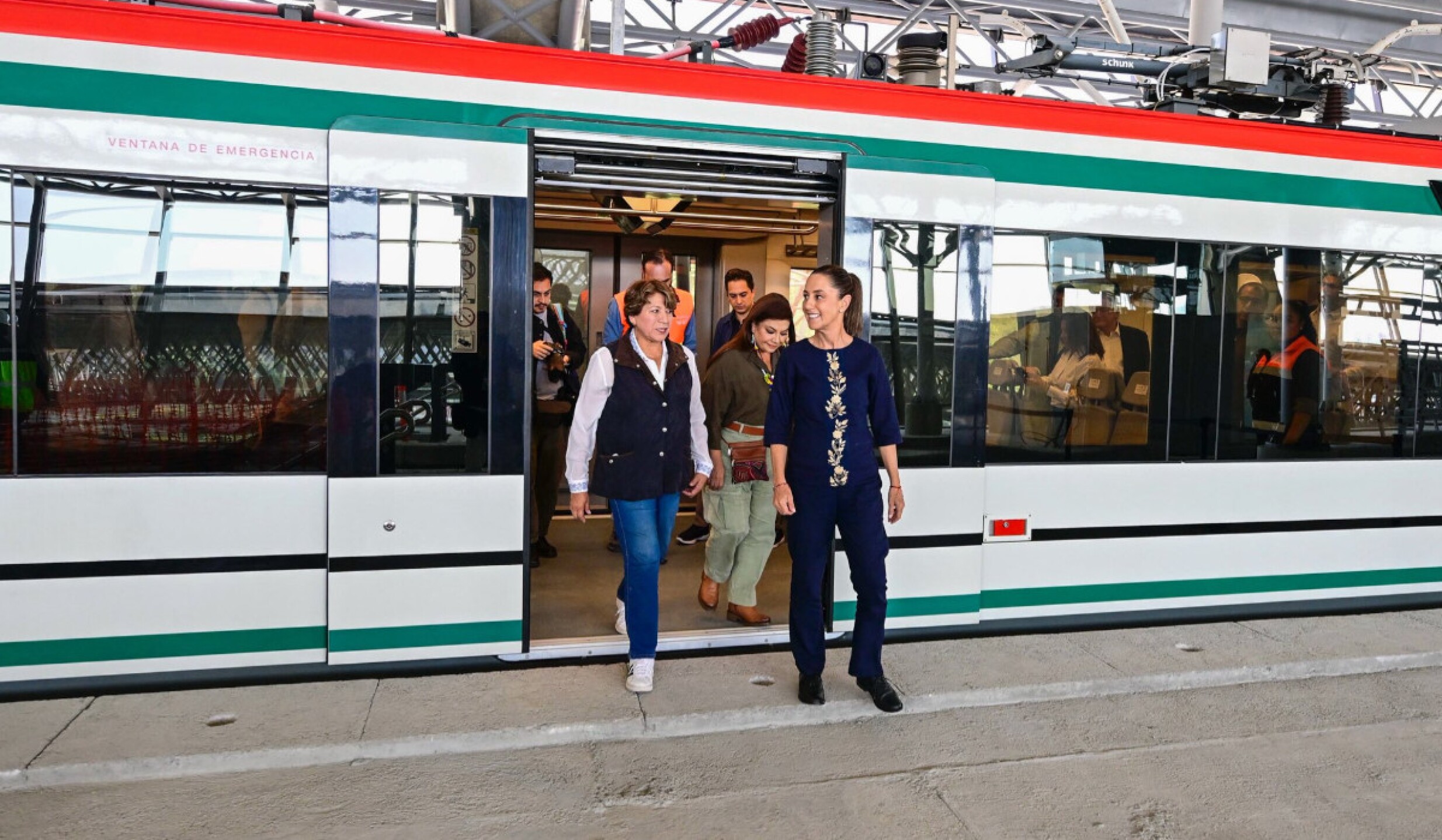 tren insurgente claudia 2.jpg