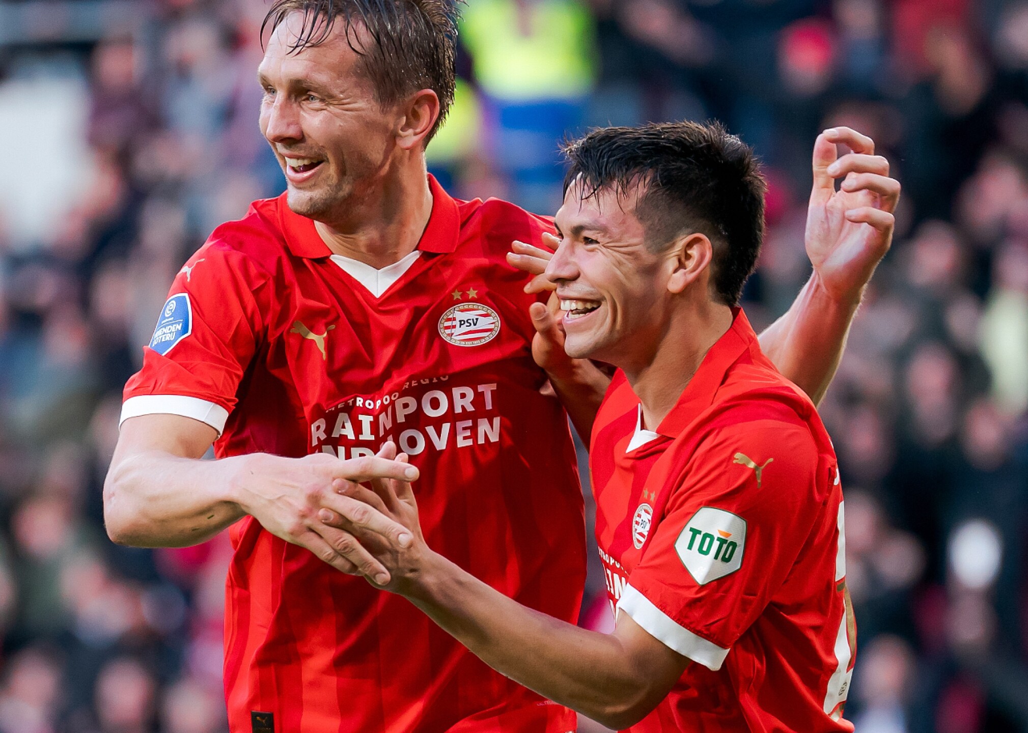 hirving-lozano-psv-vs-ajax