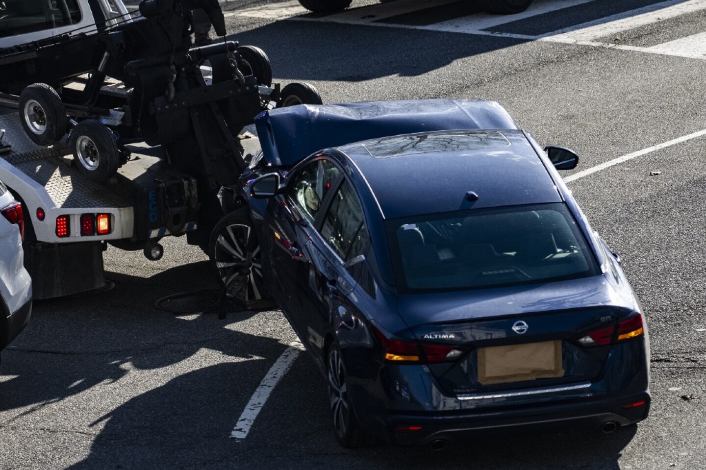 Washington D.C.'s Famed Cherry Blossoms Begin Blooming And Attracting Crowds