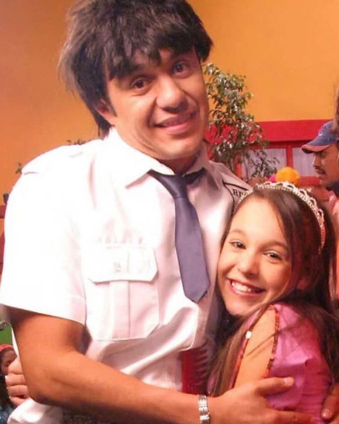 adrian_uribe_el_vitor_-1024x1280