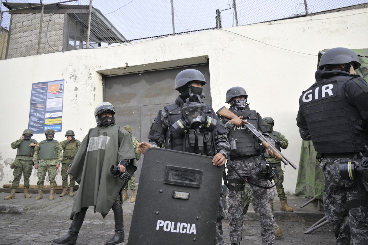 ECUADOR-VIOLENCE-PRISON-RIOT