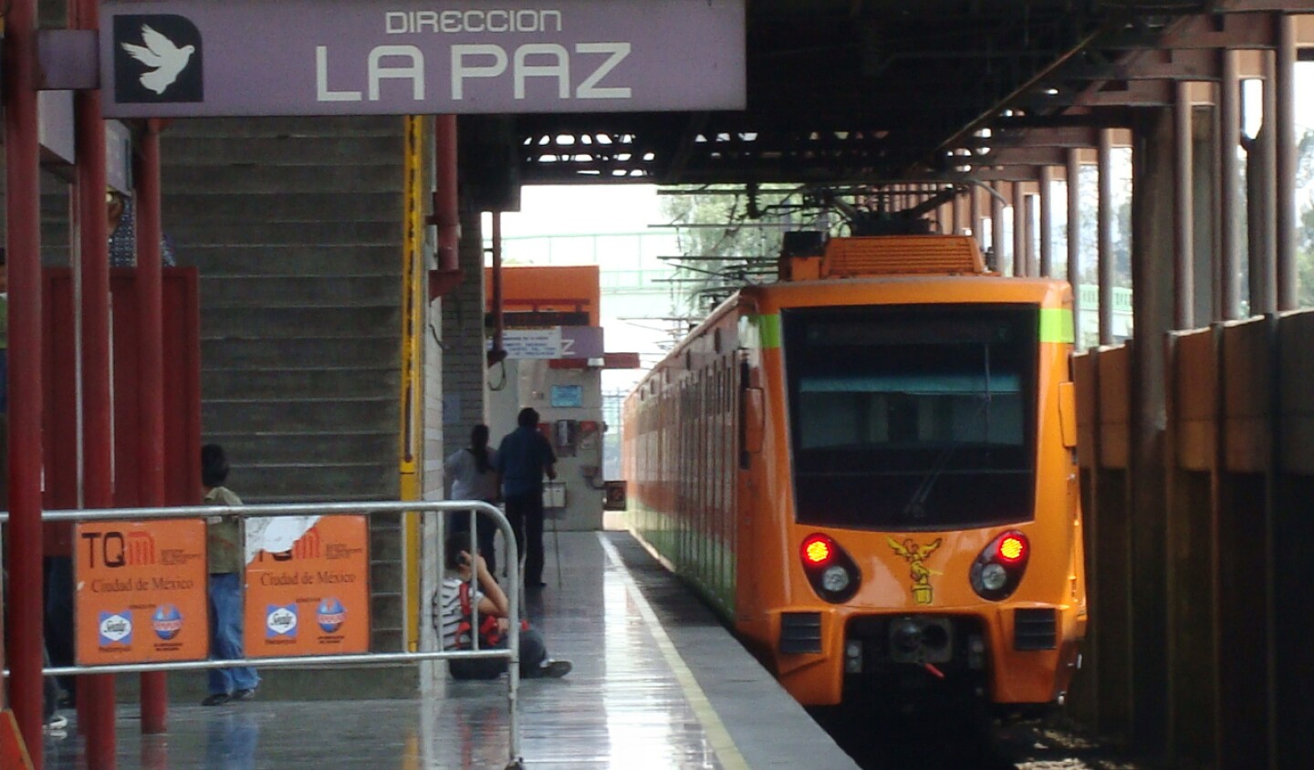 reabre-linea-a-del-metro-luego-de-inundaciones-del-2-de-junio.jpg