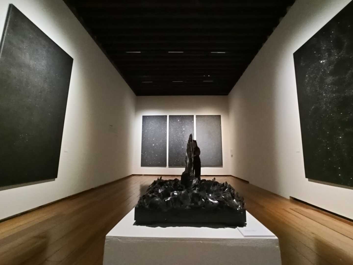 negro_beatriz_zamora_museo_ciudad_de_mexico_
