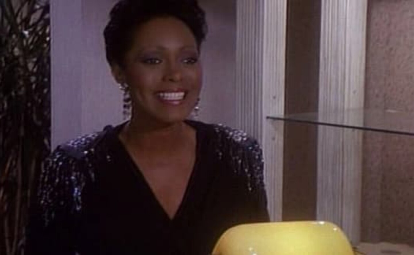 Pat Colbert, actriz de la serie Dallas, murió a los 77 años