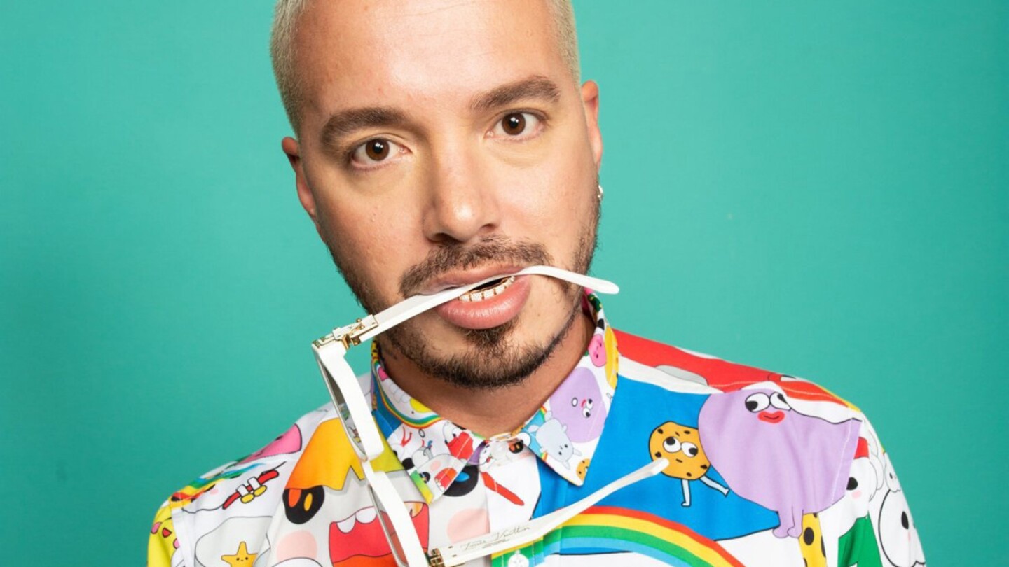 J Balvin se convierte en el artista latino con más números 1 en Billboard