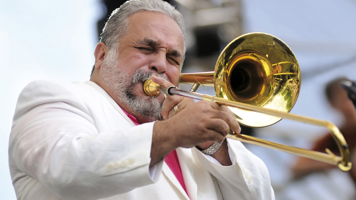 WILLIE COLON