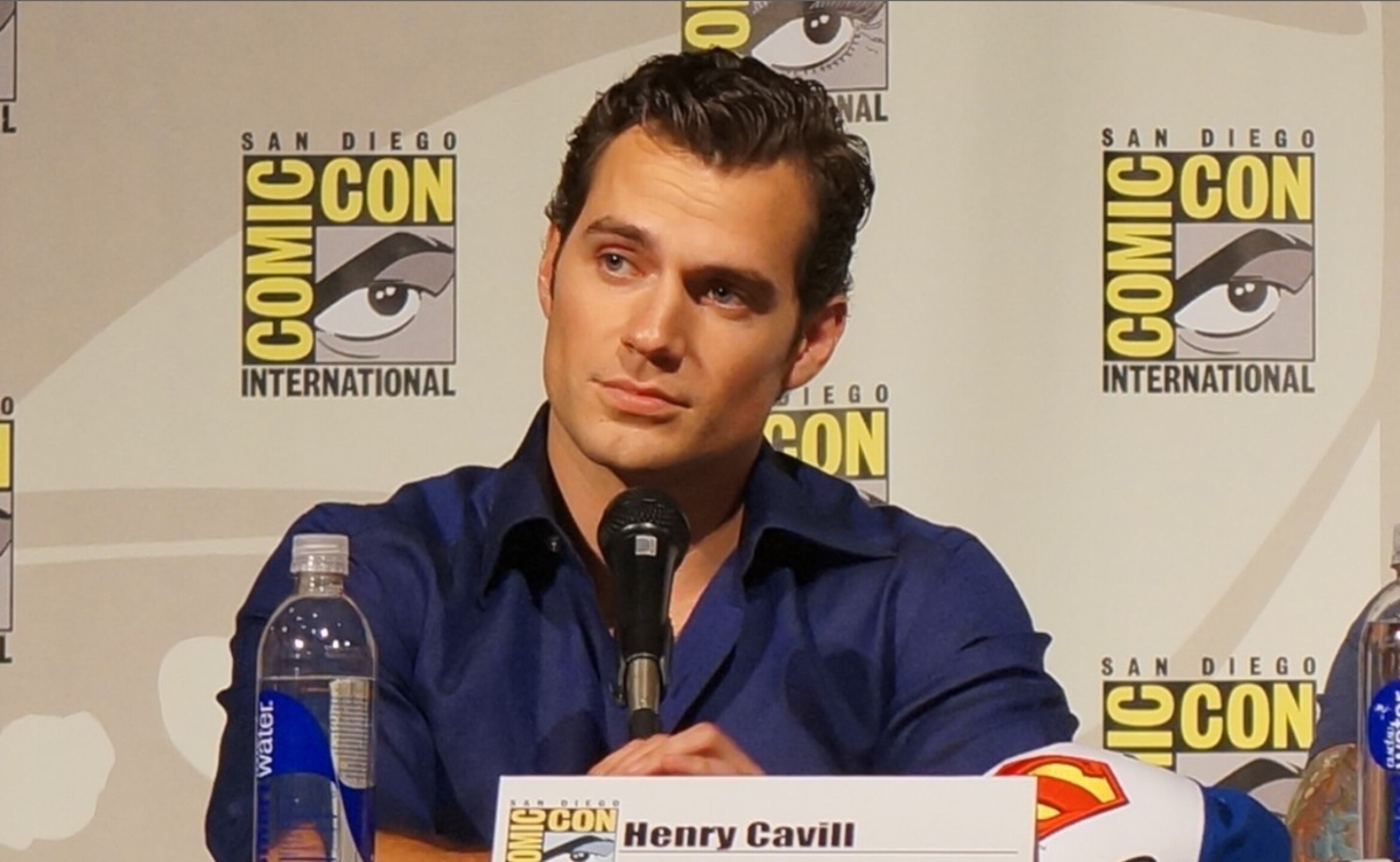 henry_cavill_the_witcher_superman