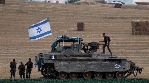 Los padres de más de 900 soldados israelíes.jpg