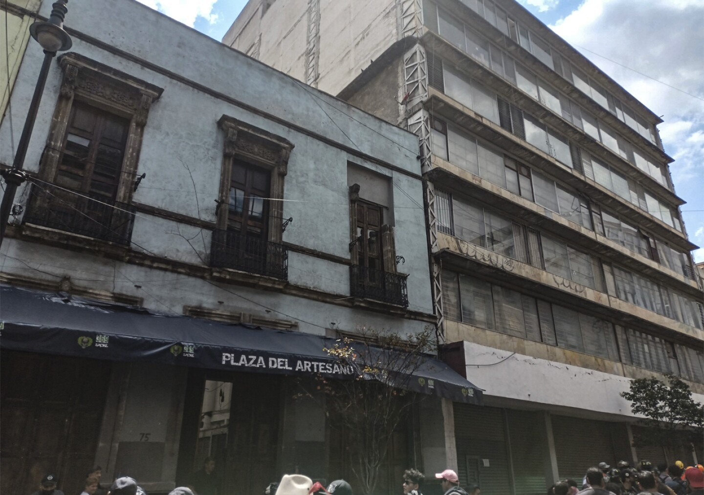 Edificios afectados por el sismo