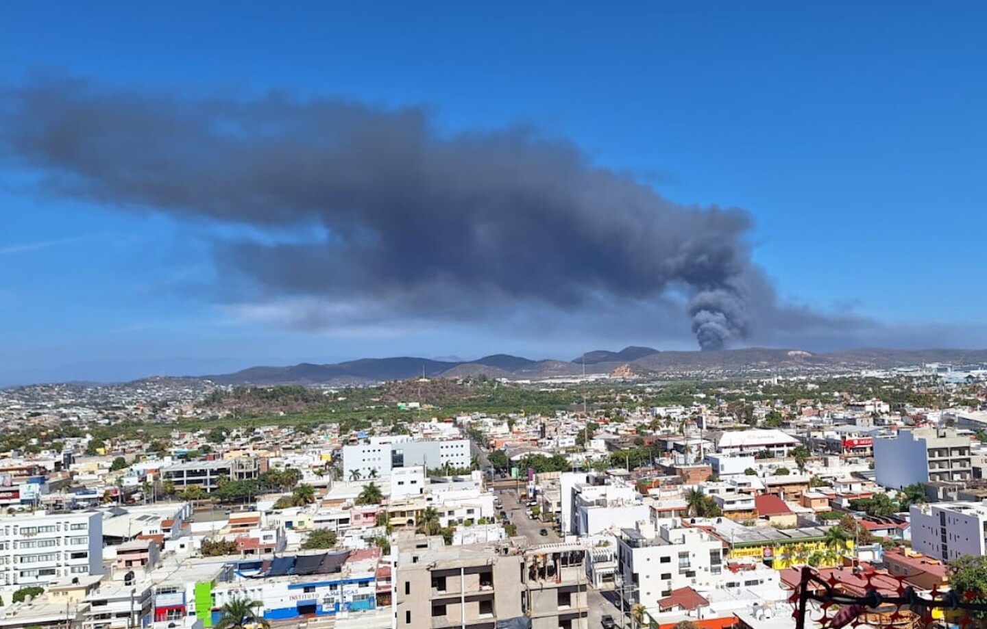 incendio-en-mazatlan-se-queman-las-inmediaciones-del-basuron
