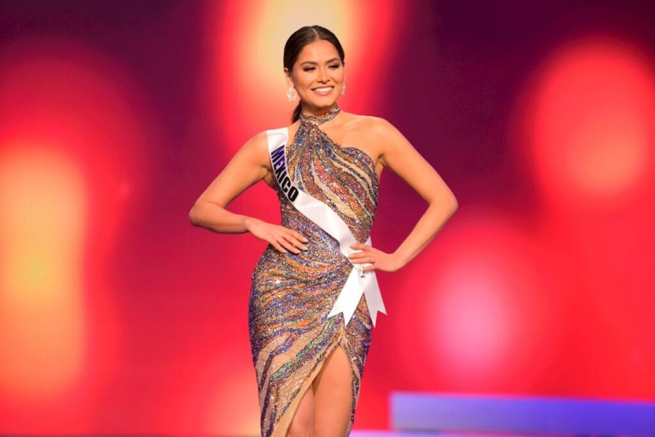 andrea-meza-miss-universo-2-1024x683