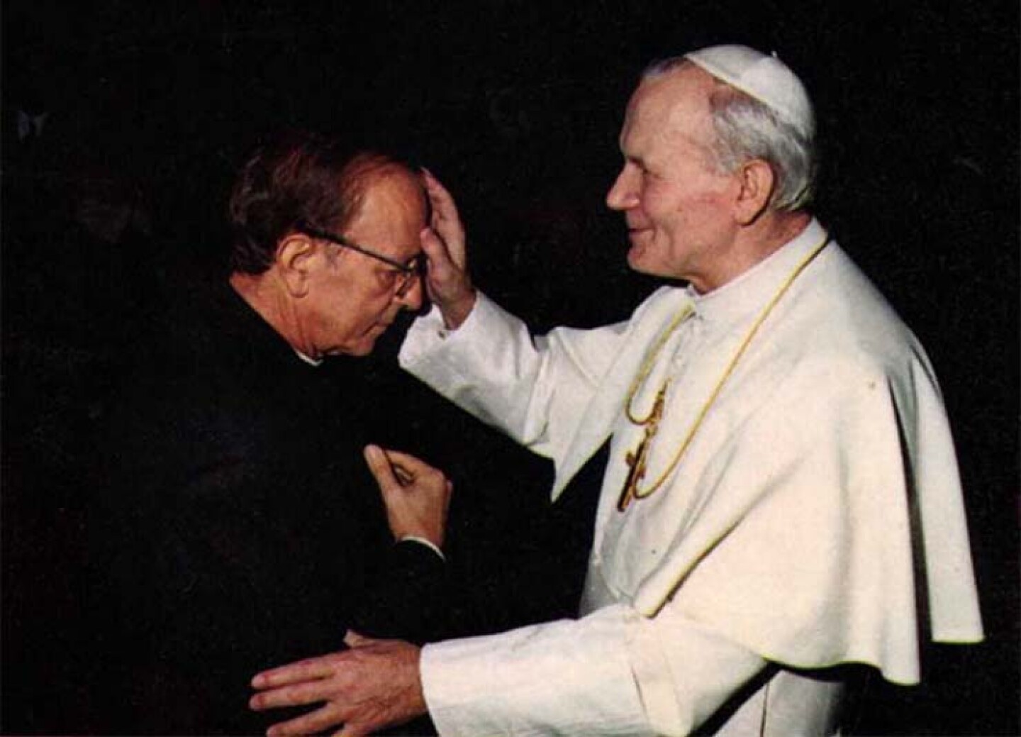 MÉXICO, D.F., 31ENERO2008.- El padre Marcial Maciel (izquierda)l, fundador de la congresación de los Legionarios de Cristo, falleció el día de ayer en los Estados Unidos.FOTO: TARCISIO SAMANIEGO/CUARTOSCURO.COM