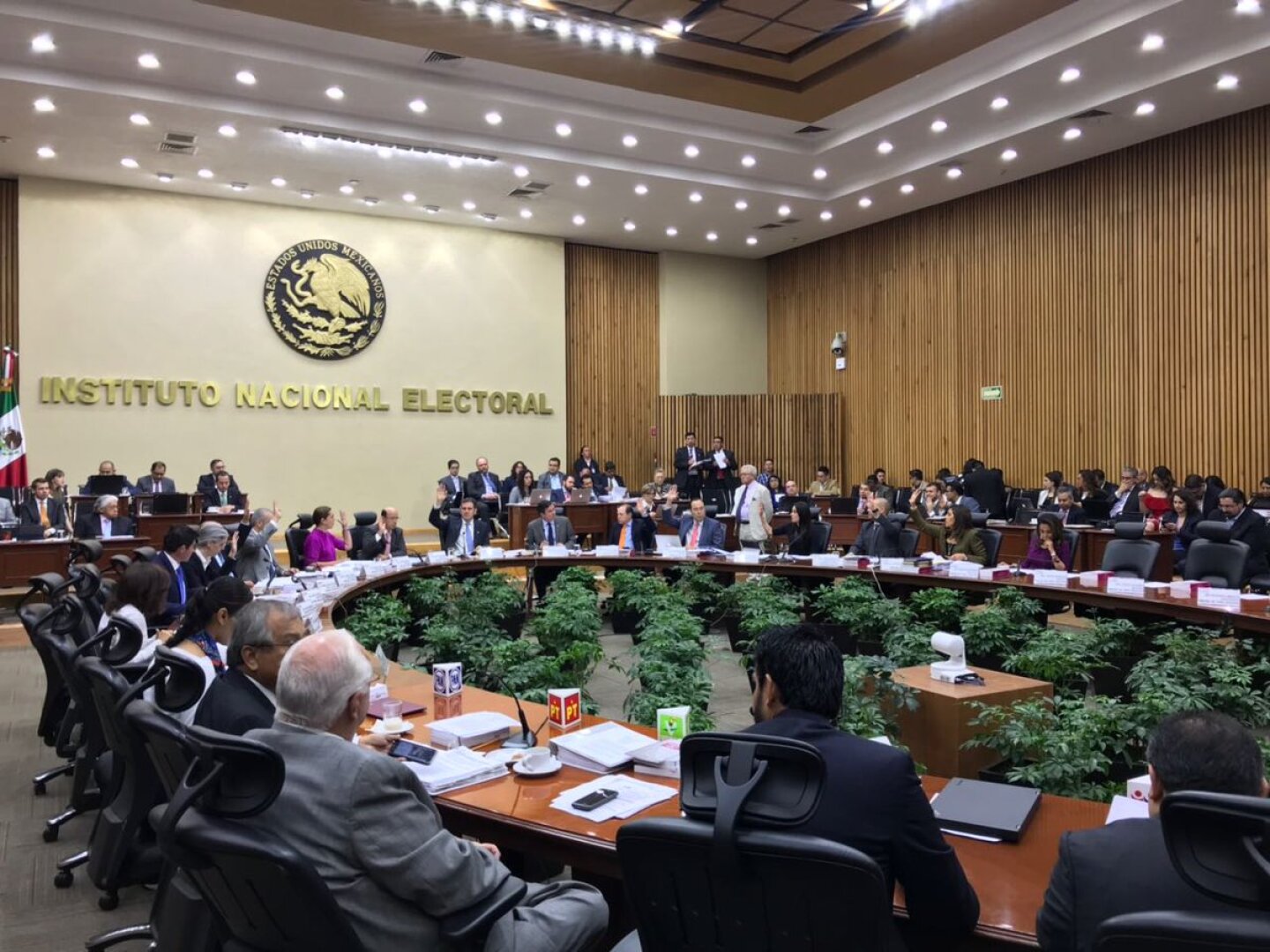 INE_voto_debate_moderadores