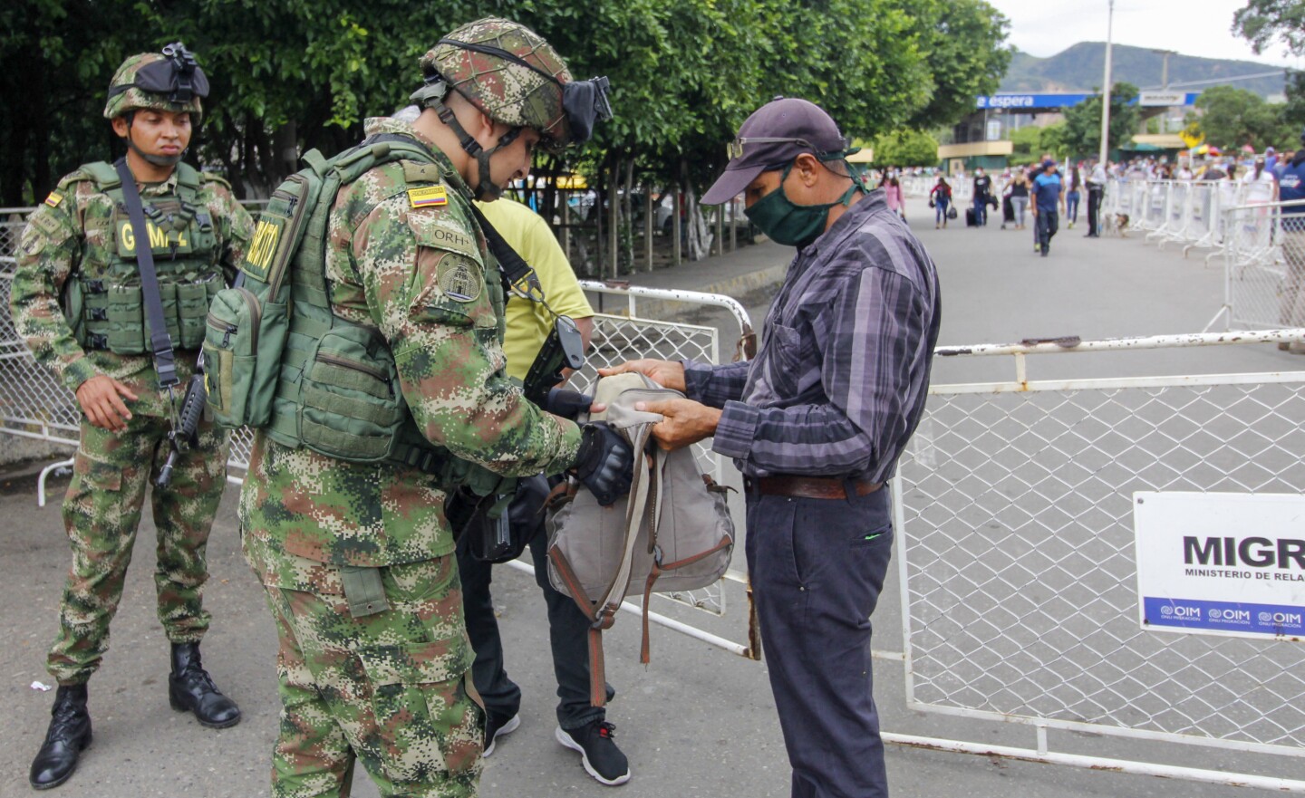 COLOMBIA-VENEZUELA-ELECTION-RUNOFF-BORDER-SECURITY