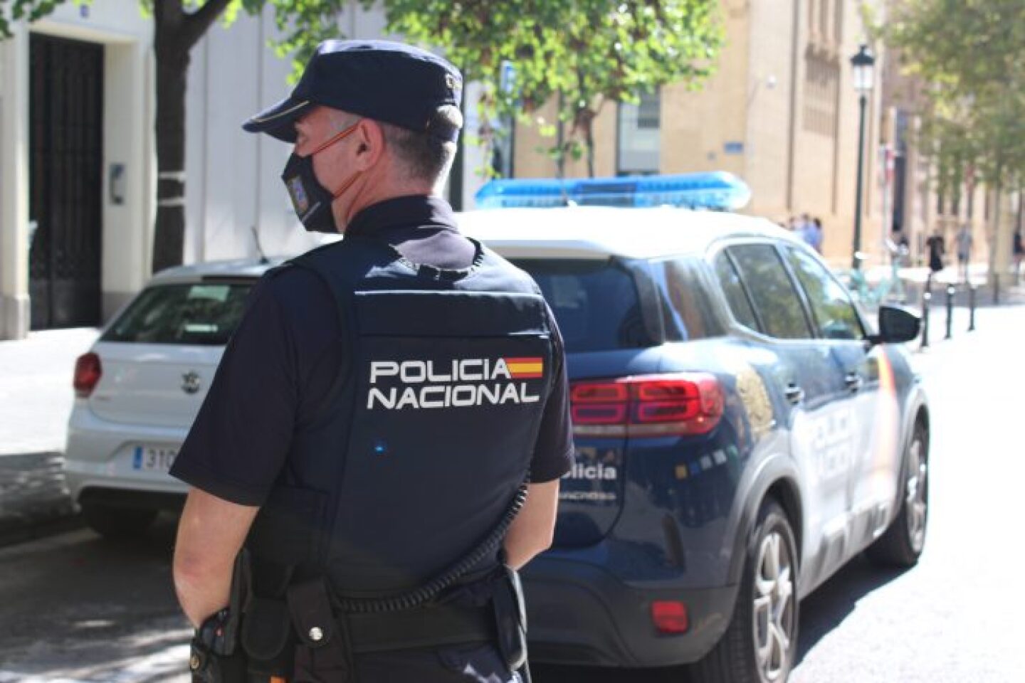 policía españa.jpg