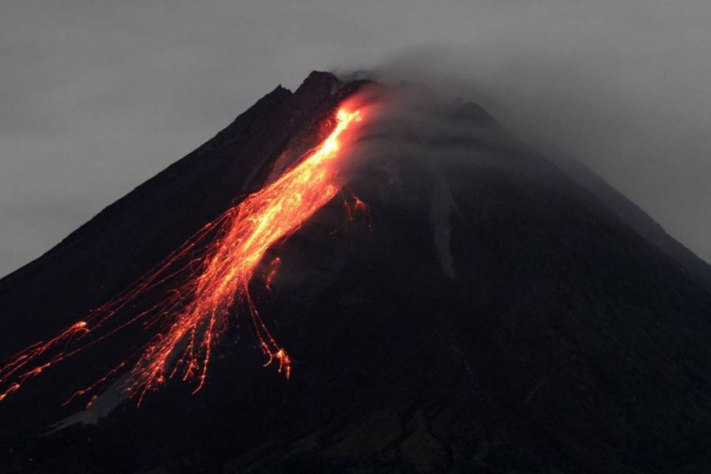 volcan-de-fuego-en-guatemala
