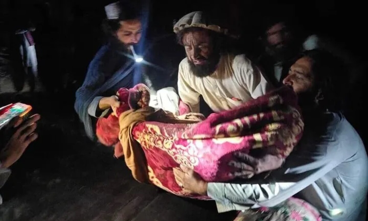 cientos de muertes en Afganistan
