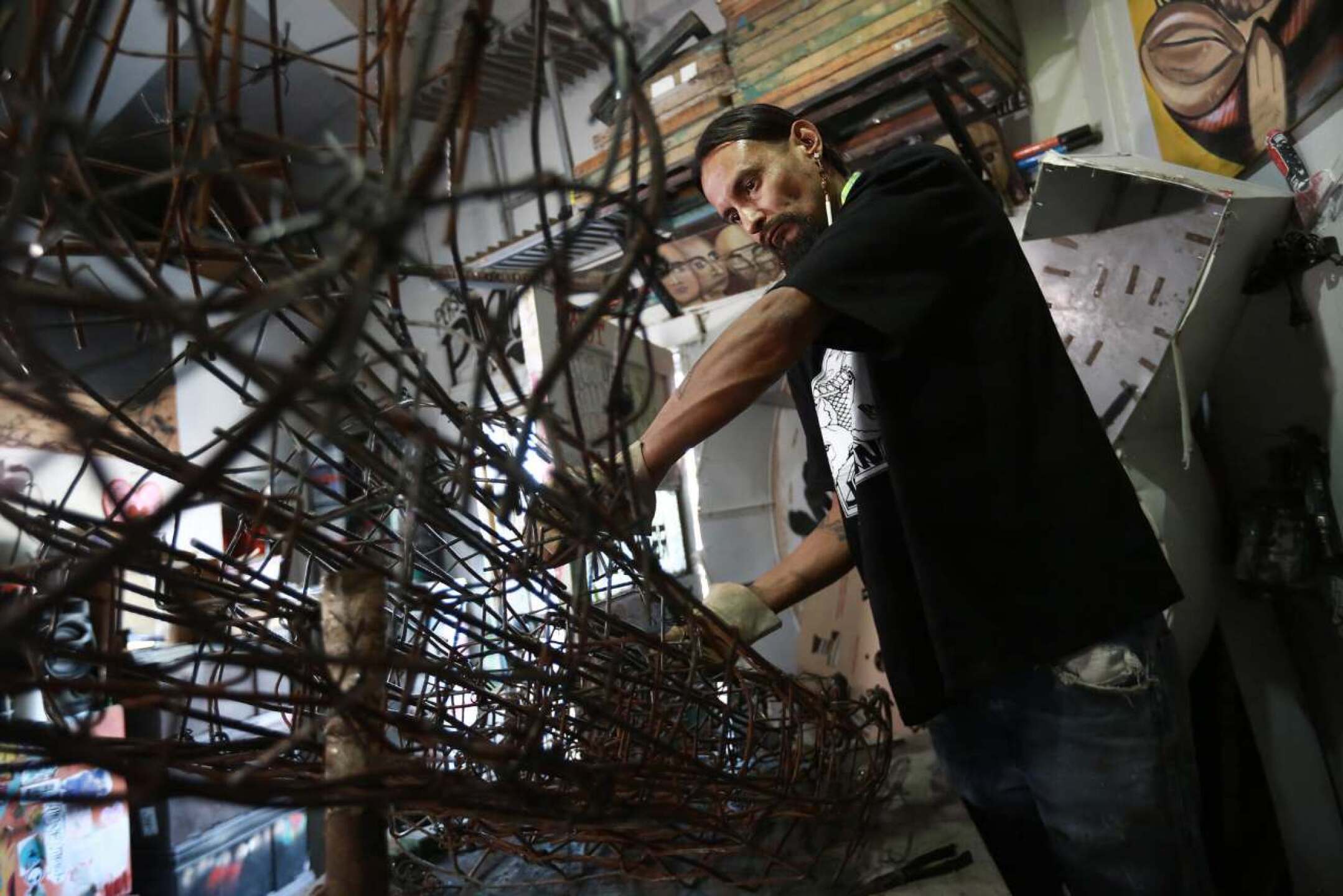 Pie-migrante-escultura