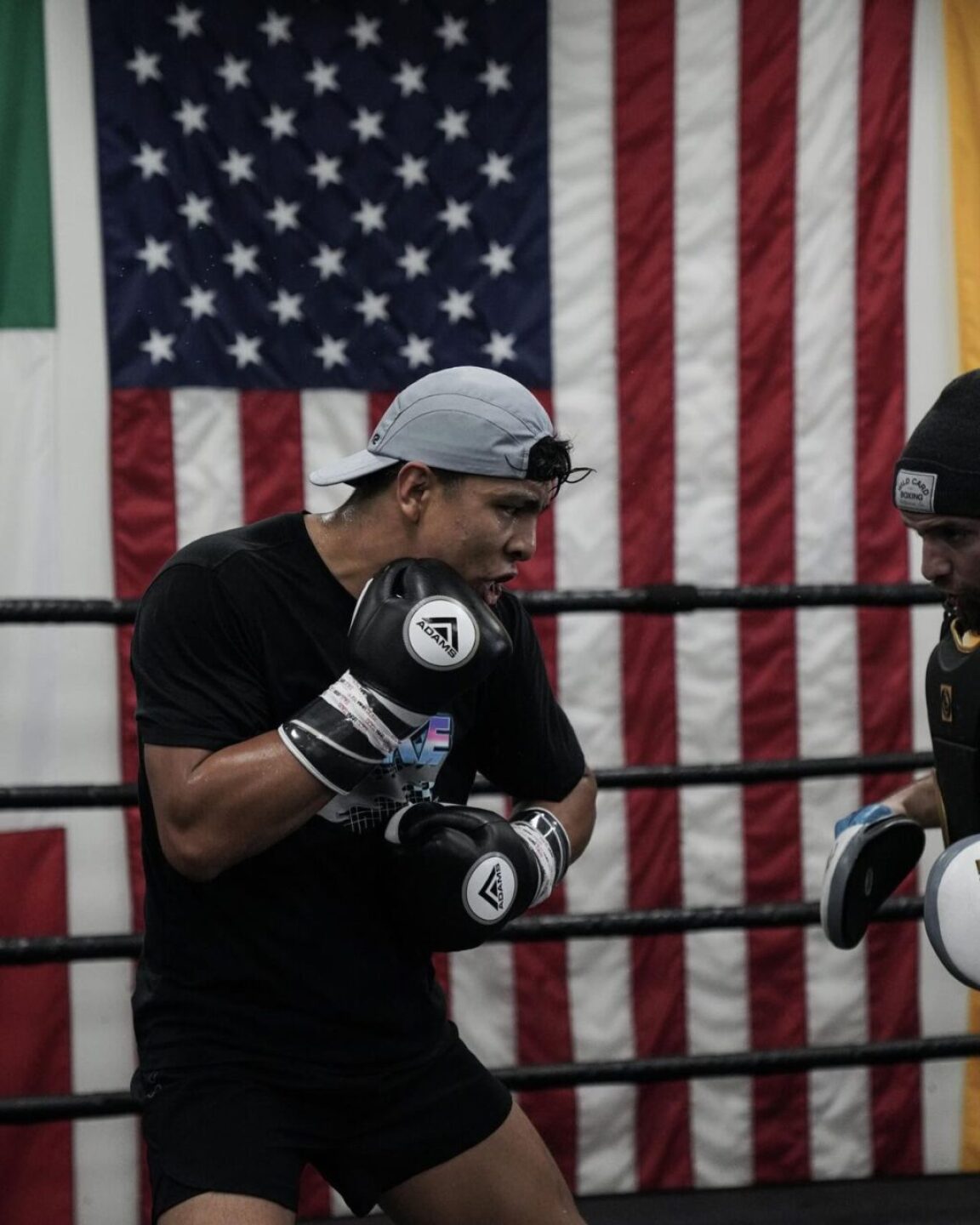 jaime-munguia-boxeador-mexicano-1024x1280