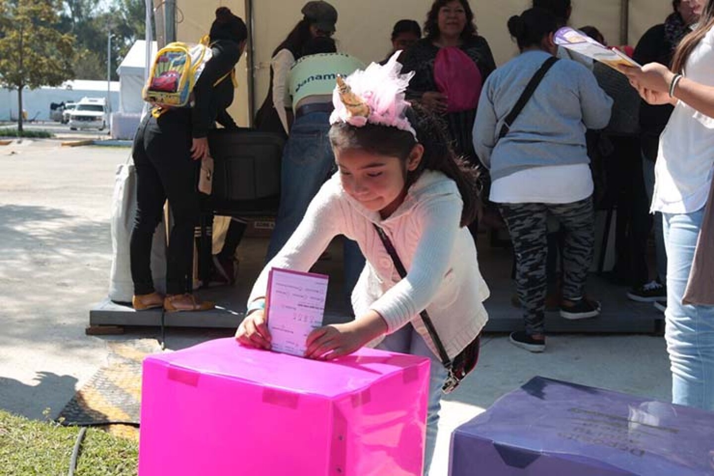 CIUDAD DE MÉXICO, 17NOVIEMBRE2018.- Arranco la Consulta Infantil y juvenil 2018 del Instituto Nacional Electoral. Esta se llevara a cabo del 17 al 25 de noviembre en todo el país.FOTO: CNSC /CUARTOSCURO.COM