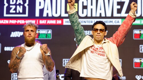 jake-paul-julio-cesar-chavez-jr-efee (1).jpg