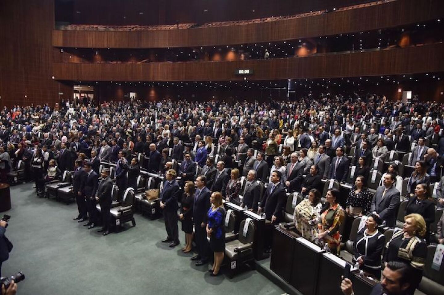 CIUDAD DE MÉXICO, 16ENERO2019.- Con la asistencia de diputados y senadores se realizó la declaratoria de Apertura del Periodo de Sesiones Extraordinarias del Primer Receso del Primer Año de Ejercicio de la LXIV Legislatura, del Congreso General de los Estados Unidos Mexicanos, FOTO: MARIO JASSO /CUARTOSCURO.COM