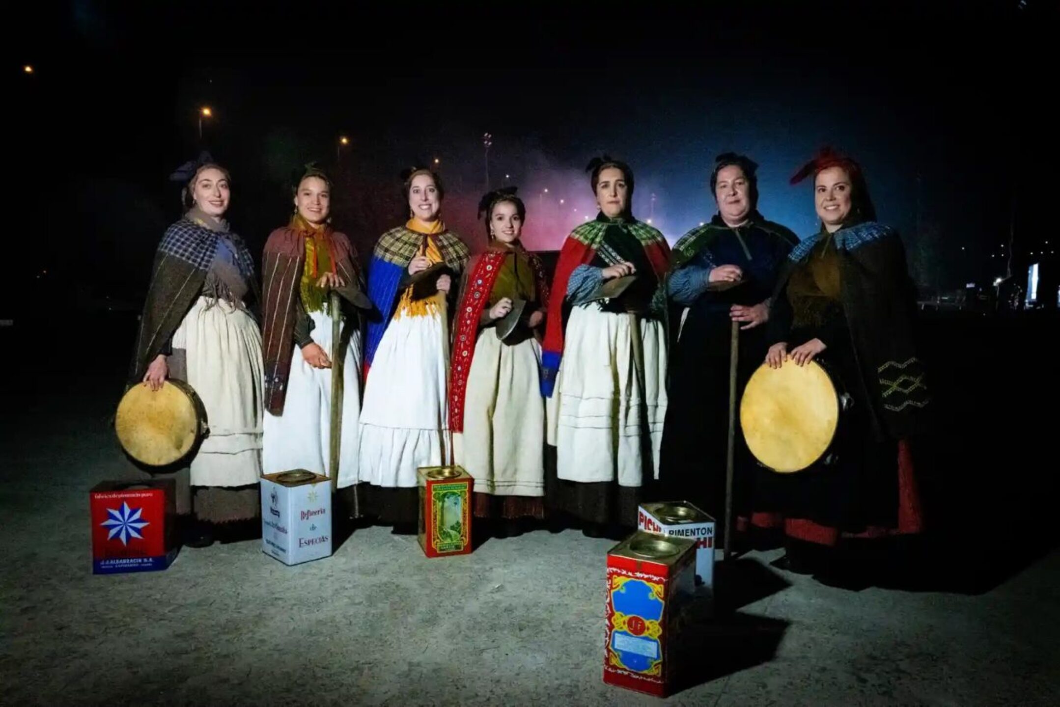 el-grupo-vocal-gallego-lagharteiras-que-aparece-en-oliveira-dos-cen-anos-1280x854