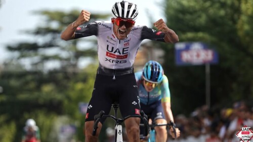 isaac del toro gana giro della toscana.jpg