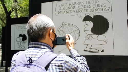exposicion-de-mafalda-en-reforma