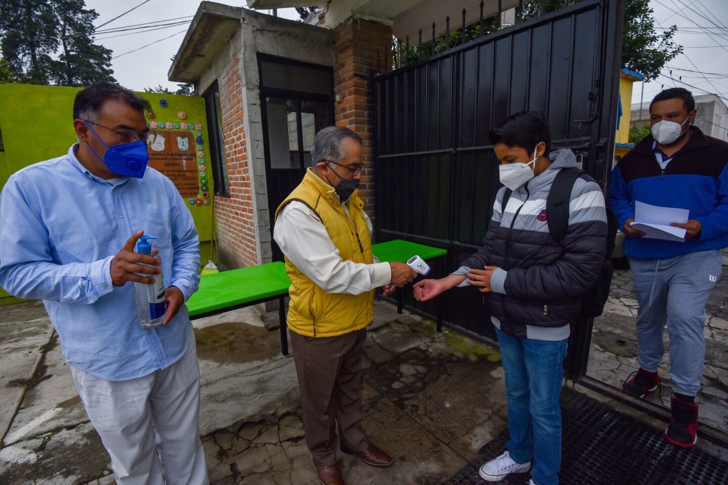 Registran poca afluencia en primer día de clases presenciales en el Edomex