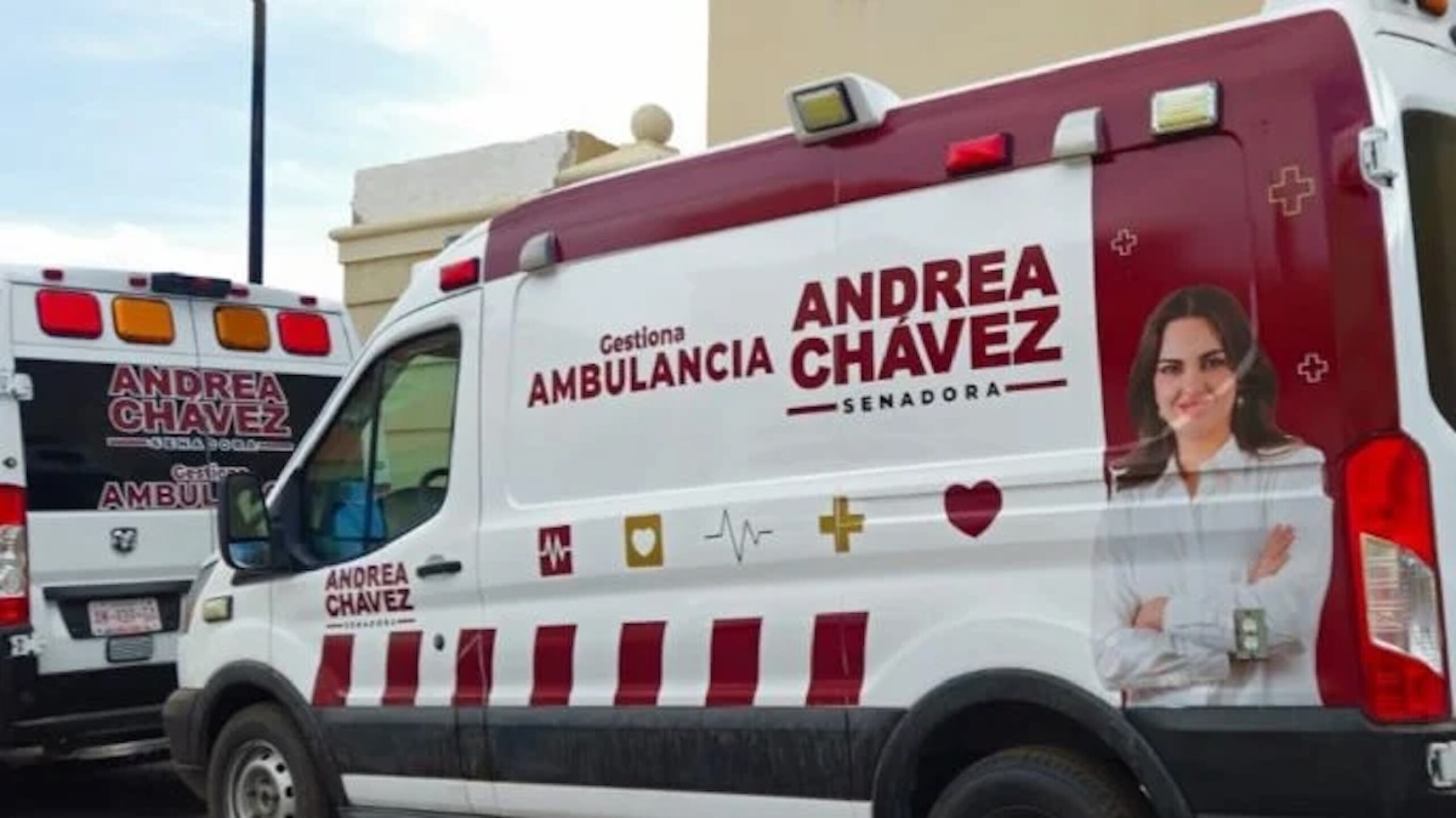 AMBULANCIA_ANDREA_CHAVEZ_2.jpg