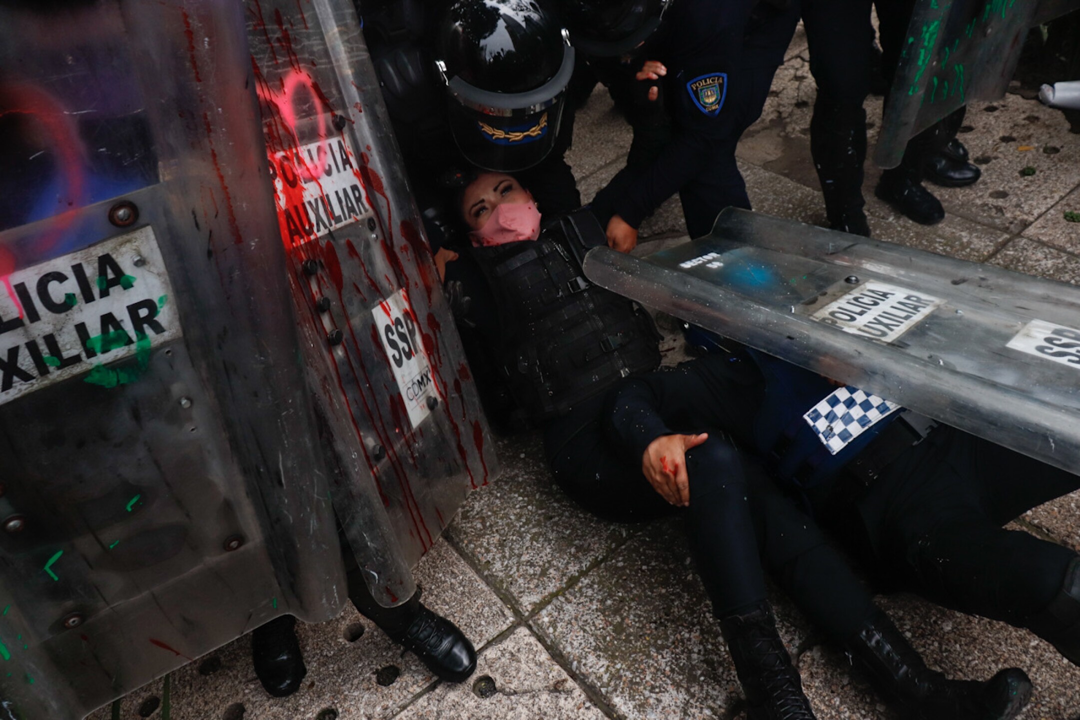 3E5AC2D9-50AF-4D0C-B542-EA1D8C445D58