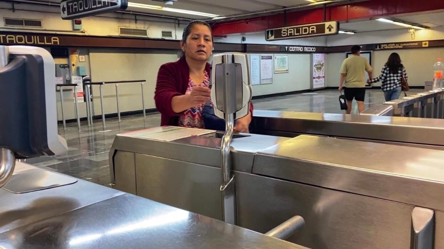 horario-del-metro-y-metrobus-20-de-noviembre