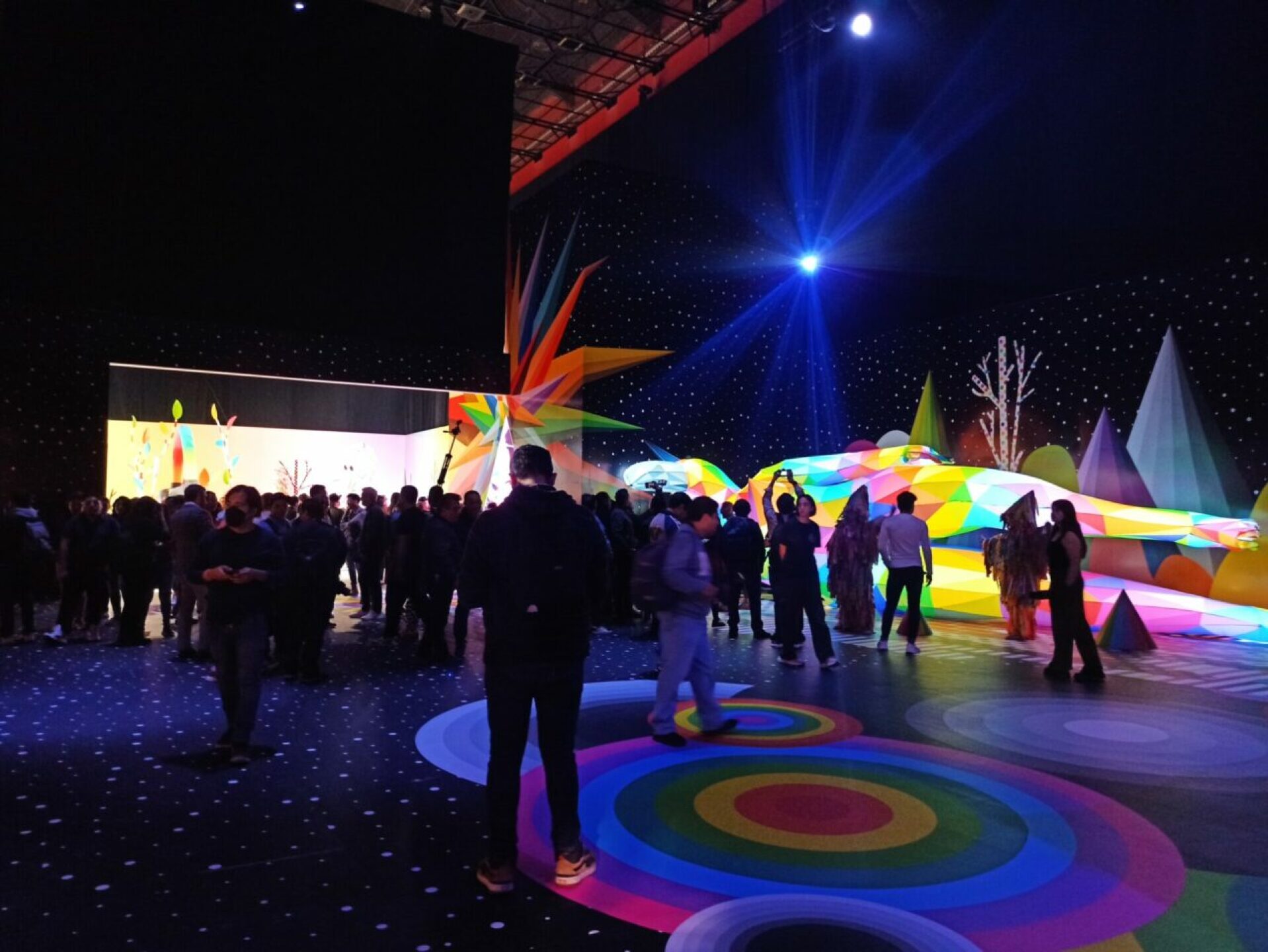 exposicion-okuda-san-miguel-1-1280x961