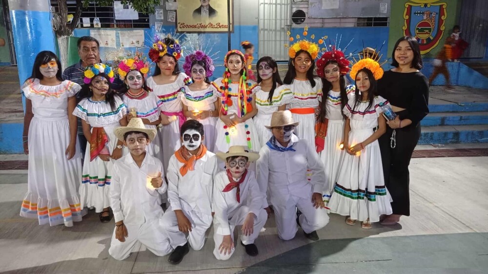 hay clases manana viernes 31 de octubre de 2025 calendario sep.jpg