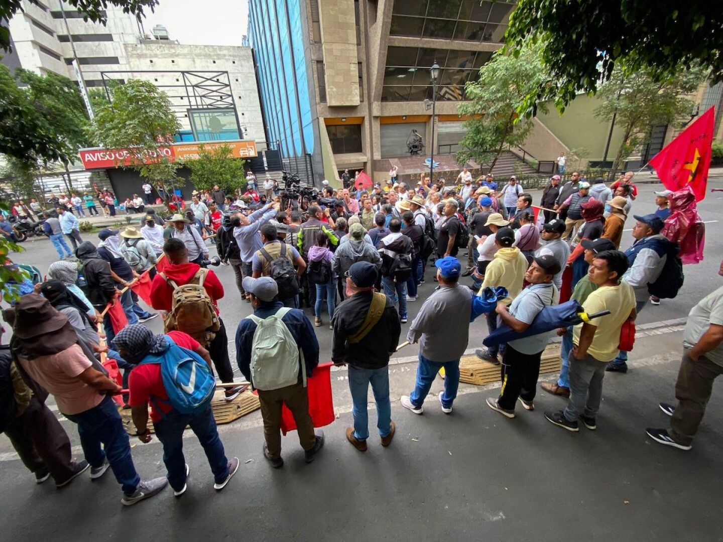 Mitin CNTE Torre Caballito