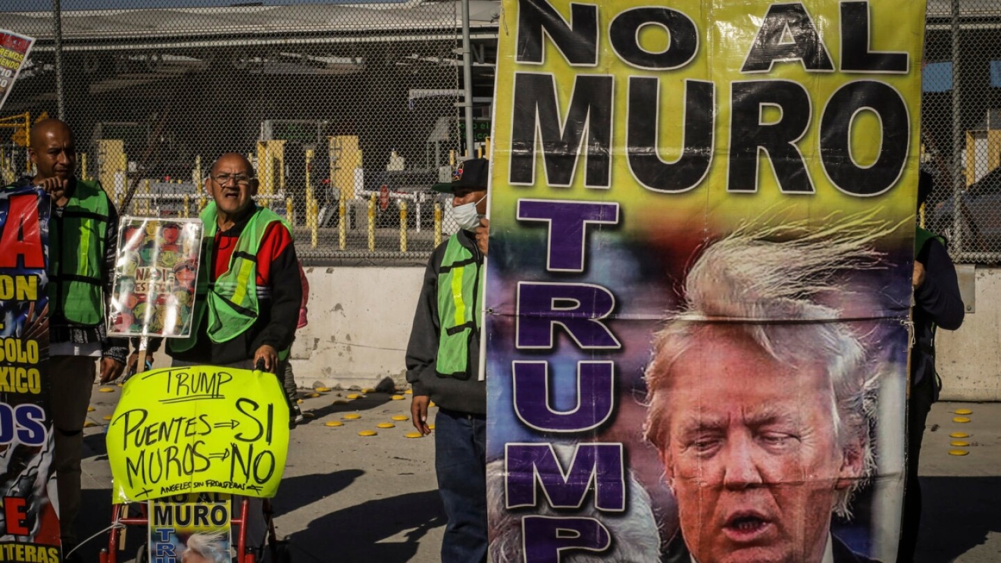 Protesta-en-la-garita-de-San-Ysidro_-migrantes-hoy