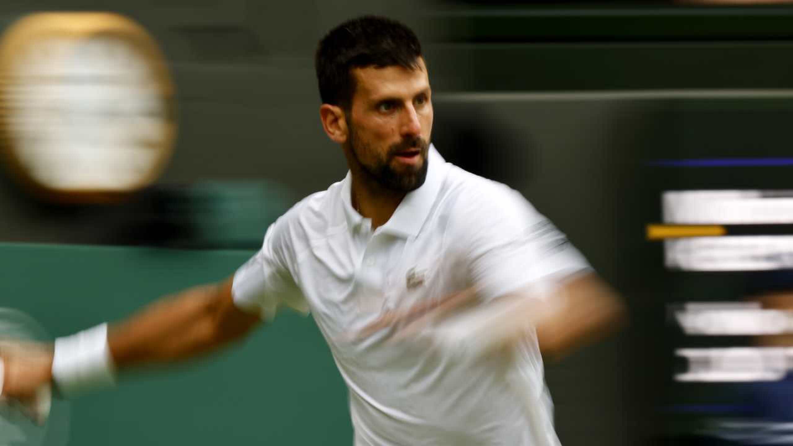 novak Djokovic victoria 100 wimbledon(1).jpg