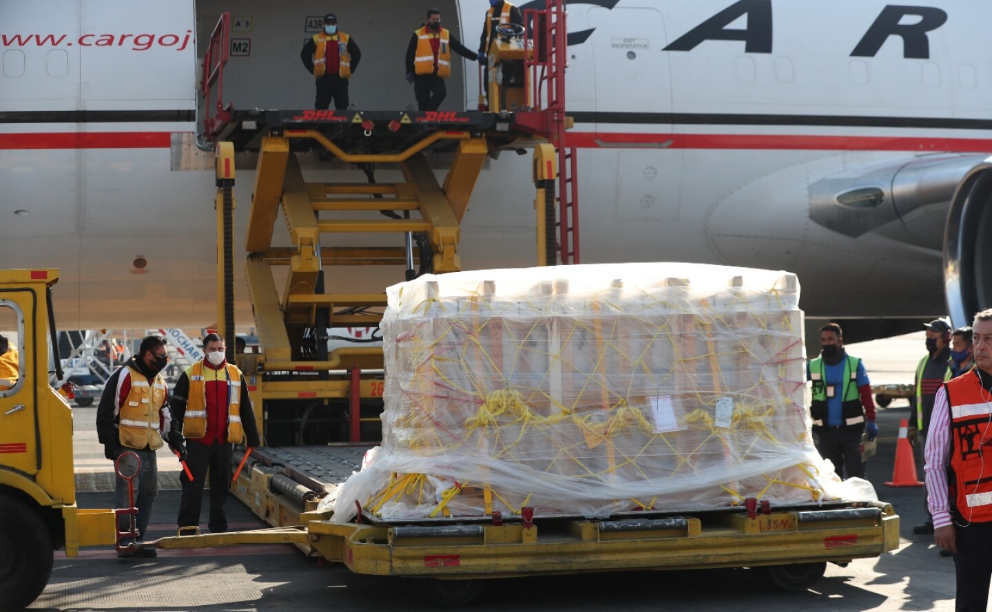 scjn-vacunas-covid-19-efe