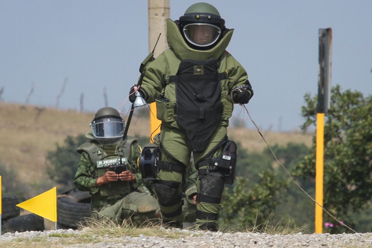 Durante 7 semanas oficiales del ejército mexicano se certificaron en el Curso Contra Explosivos Improvisados en la Base Militar San Miguel.