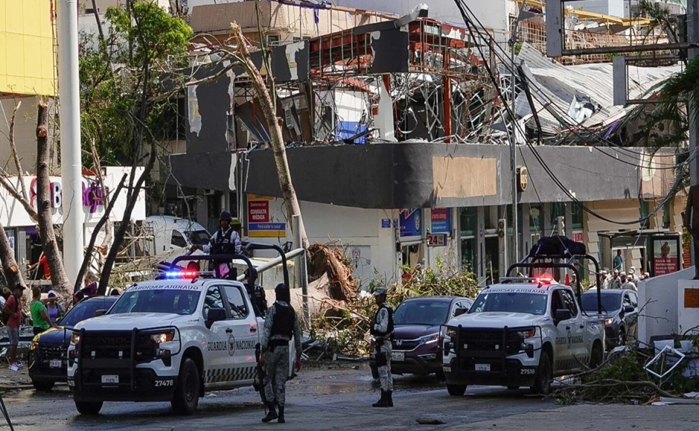 Víctimas de 'Otis' en Acapulco