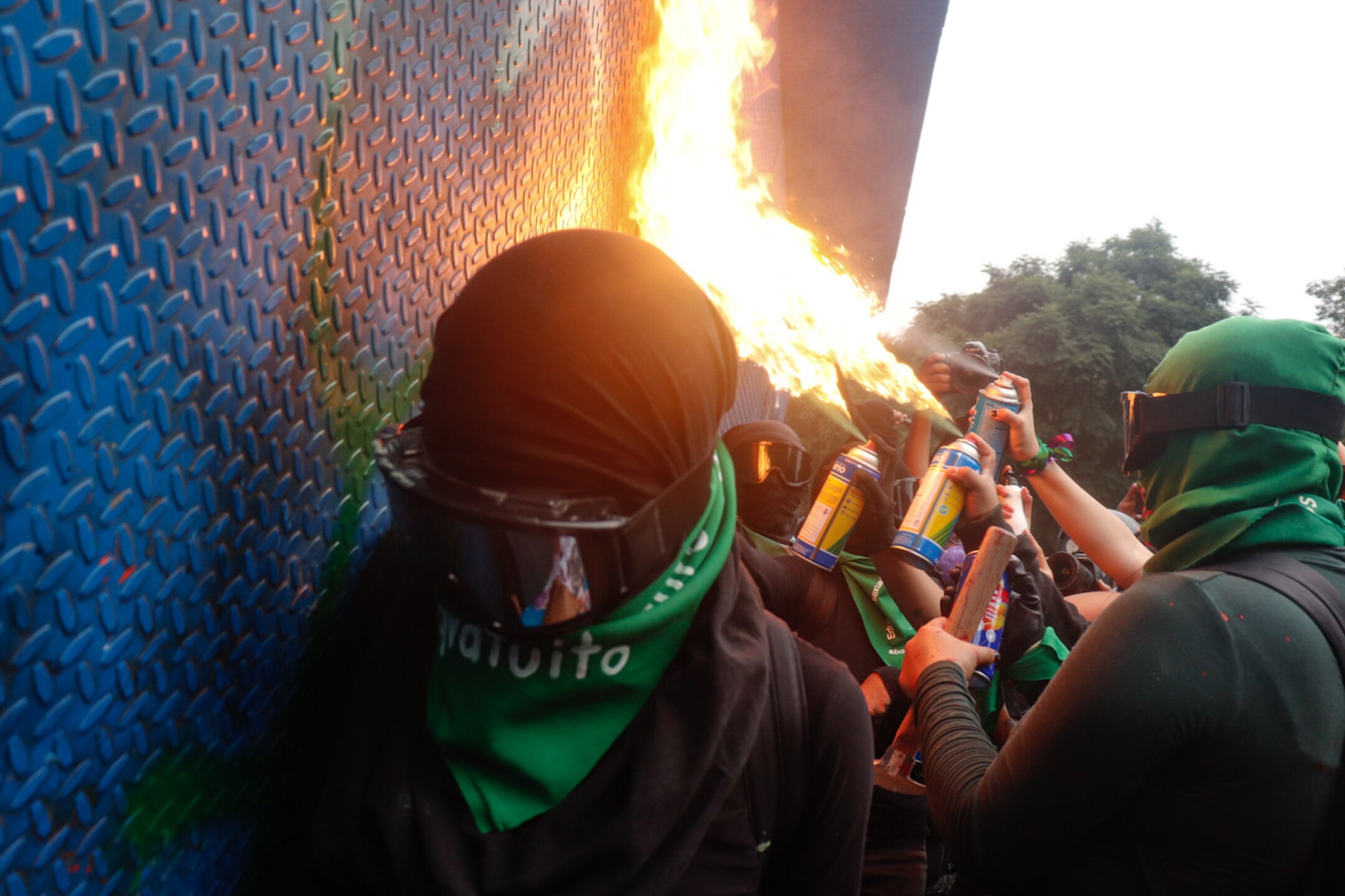 B5626145-5DD9-4E80-9E6E-D2115F73D992