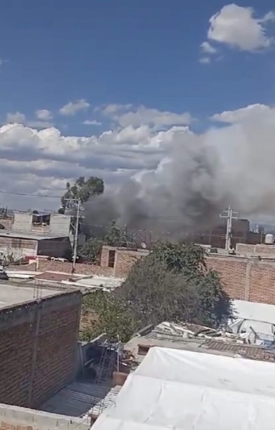 incendio-en-leon-hoy-819x1280